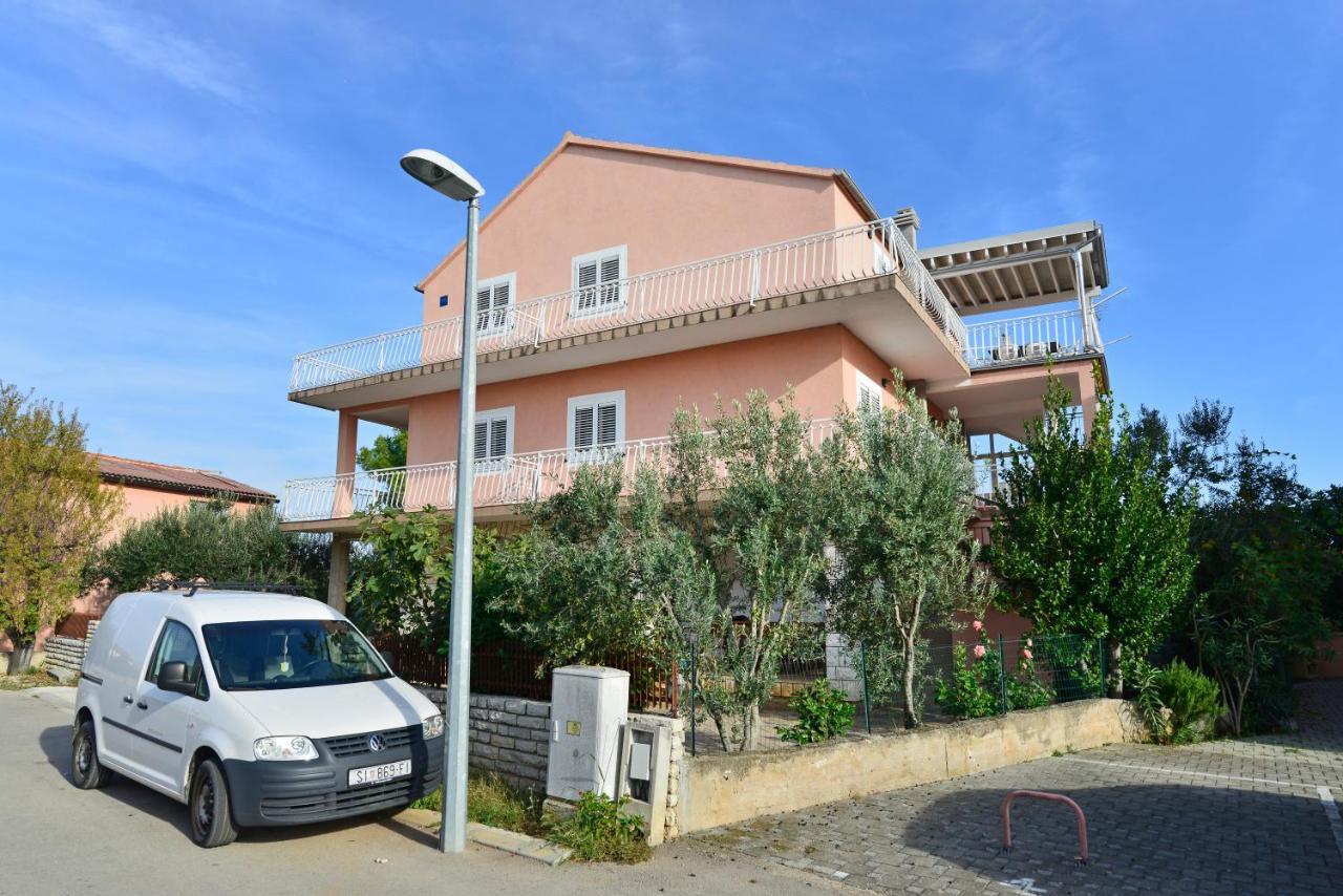 Apartments Martina Vodice Exterior photo