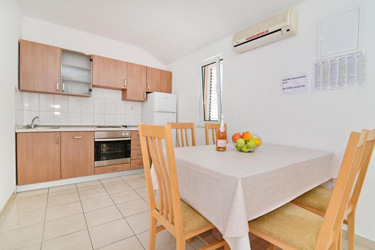 Apartments Martina Vodice Exterior photo